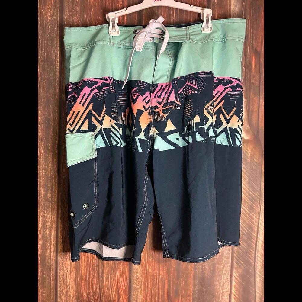 Men’s Swimming Trunks 34